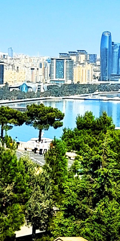 Getting around Baku