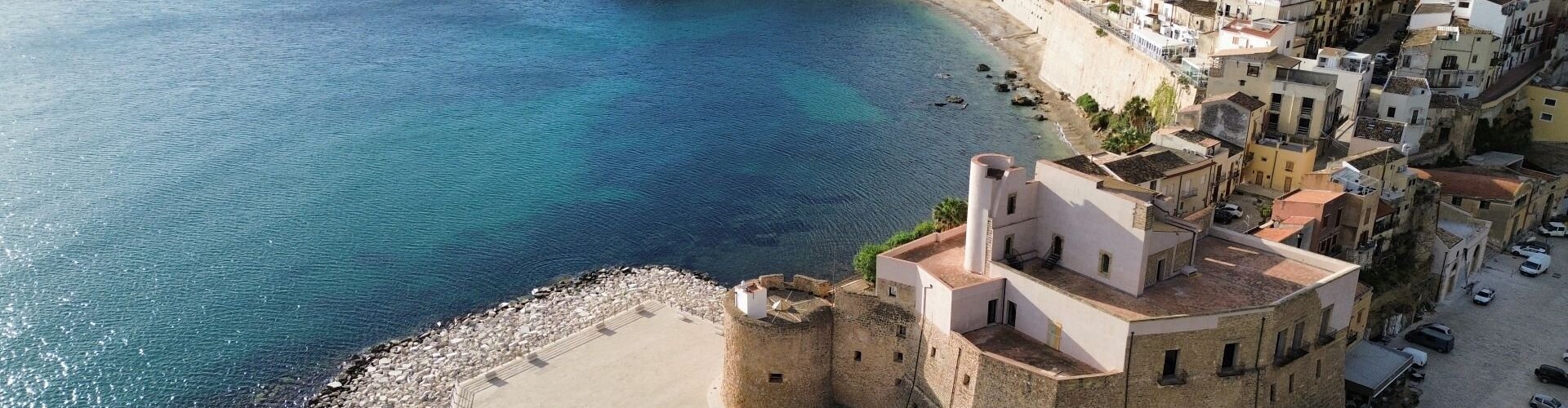 Beachfront view in Castellammare del Golfo