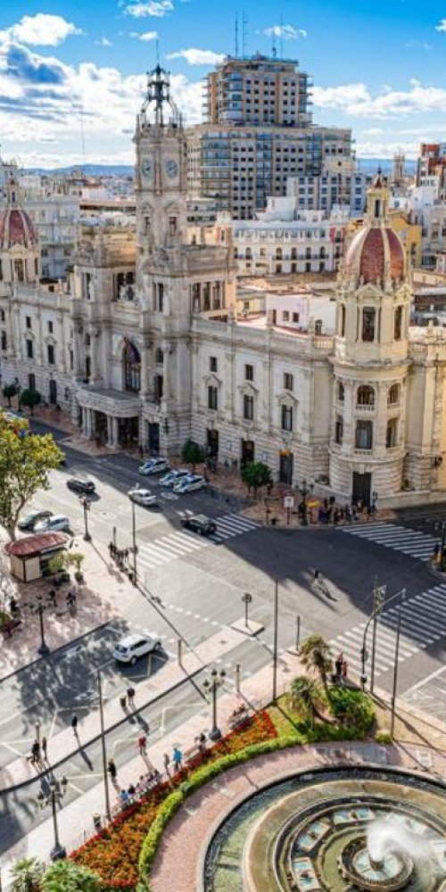 Valencia transport and streetscape